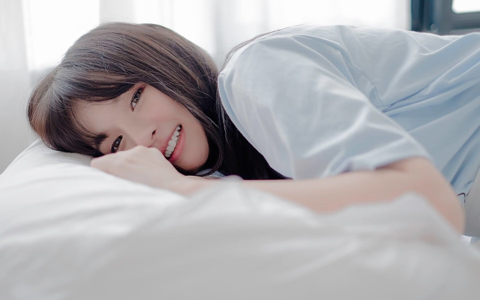 开云官方网站-法国队遭遇惨败，欧预赛形势变得严峻，法国队2020欧预赛球衣图片