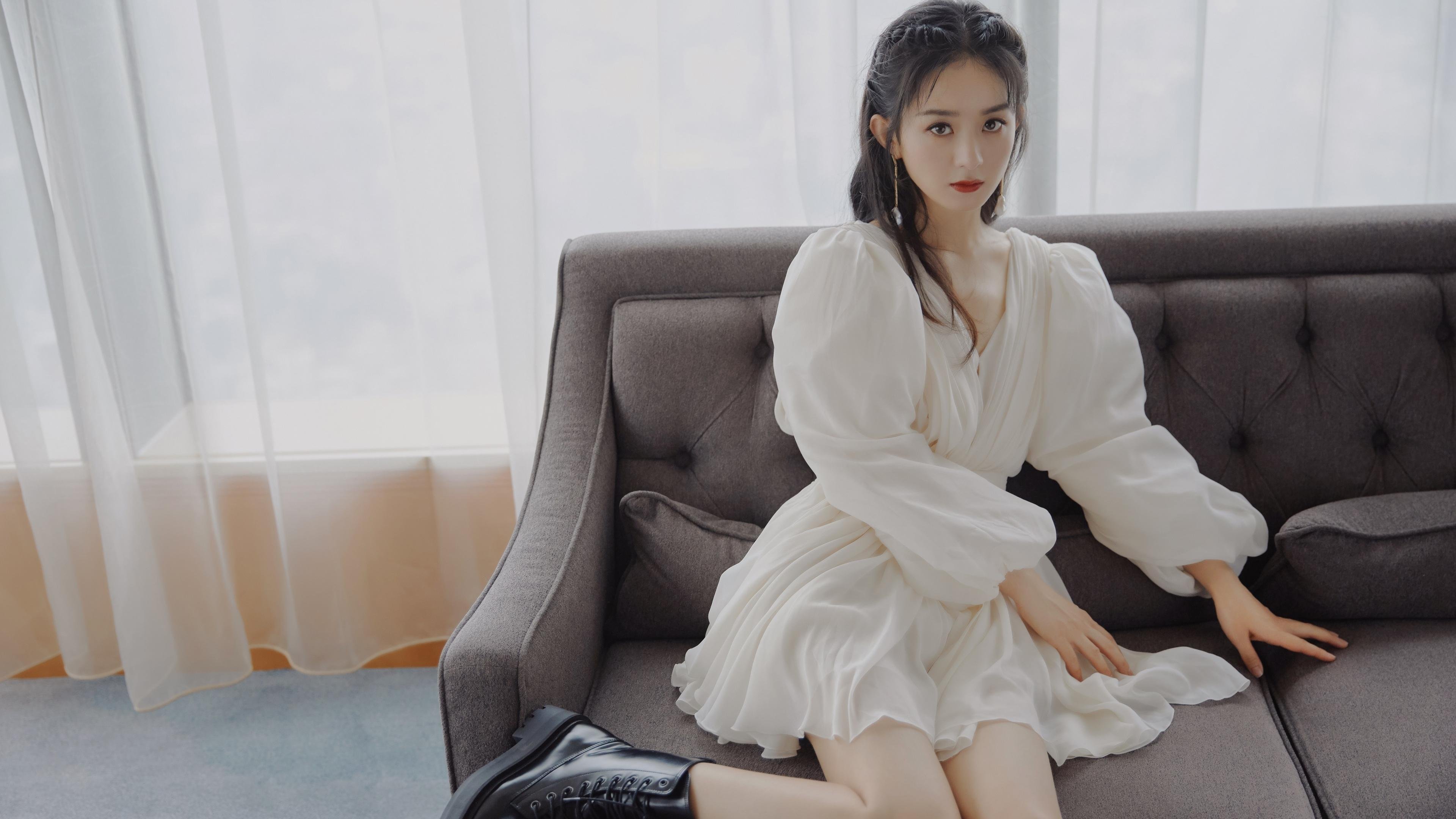 美因茨主场2-0击败斯图加特,状态回暖,美因茨队主客场球衣